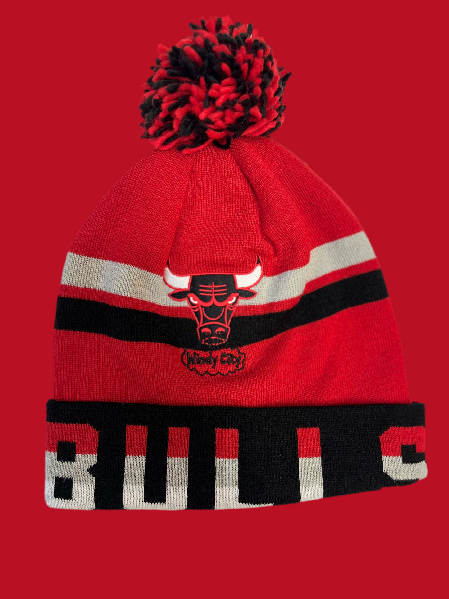 Chicago Bulls Red Pom Beanie